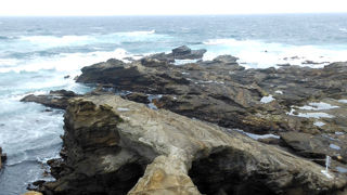 なかなかワイルド、浜の感じも好き