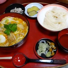 親子丼とうどん