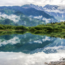大正池から　池に　映っていて　美しい！