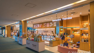 目立つショップ