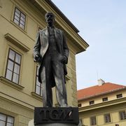 チェコスロバキア初代大統領Ｔ．Ｇ．マサリクの像