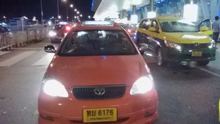 空港までのタクシー