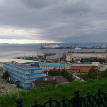 コルサコフ港を見下ろして。