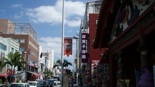 首里城正殿が国際道りに・・・・