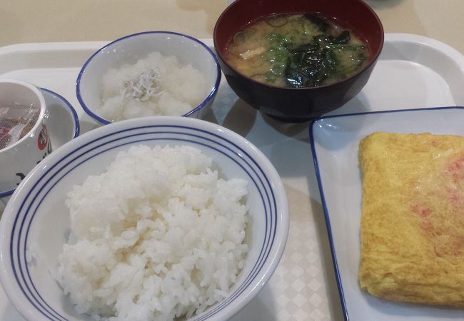 町の食堂