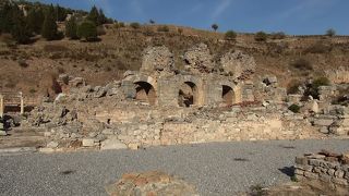 遺跡群の最初です