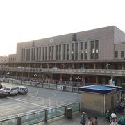 外観が上野駅のよう