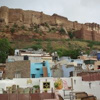 眺望に文句なし。食事は１時間以上かかると覚悟して。