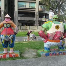 アート作品が展示されています