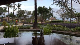 日により、時間のより多少異なるメニュー