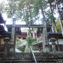 長命寺山門