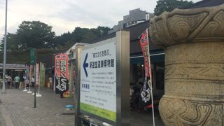 店外のテラス席が良い
