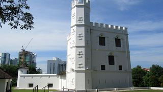 綺麗に整備された砦