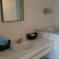 洗面所の向こうにあるのがトイレ