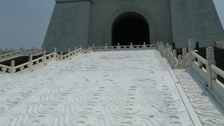 北京にある「天壇」がモデル