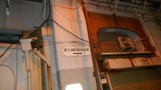 秋葉原と神田の間