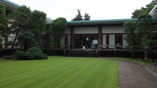 住宅地にある静かな美術館。五島慶太のコレクション。