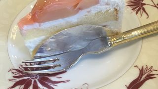 ケーキがイマイチ