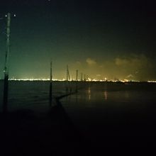 工場の光がなんともいえません