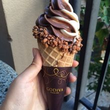 濃厚チョコレートのソフトクリーム