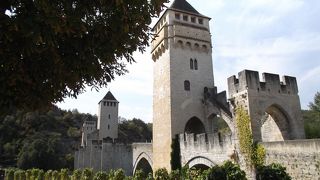 ワインショップもあります。