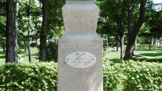 こちらは胸像です