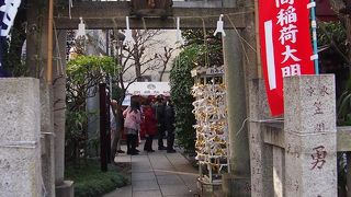 夜もお詣りできます