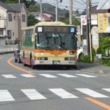 大船と戸塚を結ぶ神奈中バス。