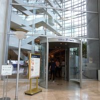 何だか懐かしいホテル入り口