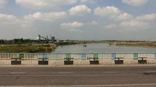 サマルカンドからタシュケントに行く時に渡った