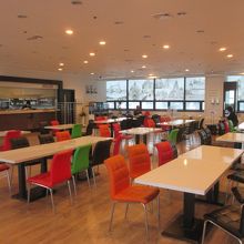 出発フロアにある食堂