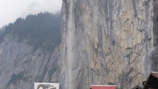 ラウターブルネン駅から歩いてすぐ