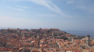 朝早い時間帯か夕方以降がおすすめです