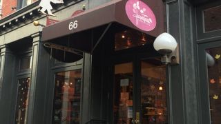 マンハッタンにもたくさんお店があるショコラティエ