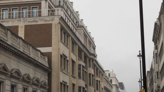 高級紳士服店がずら～り