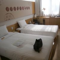 広くはないが　小奇麗な居室