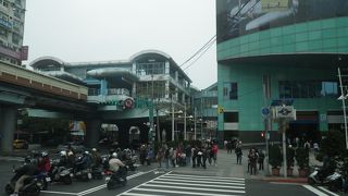 繁華街のど真ん中