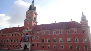 クラクフからワルシャワに遷都したジグムント3世の居城