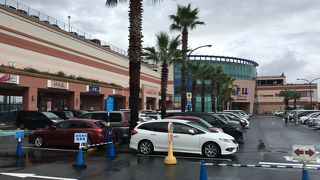 雨上がりの湘南モールフィル