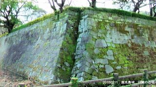 島津七十七万石の城にしては