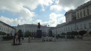 ショパンが初めてのピアノ演奏会を開いた場所