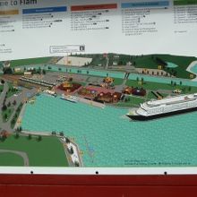 フロム港の全体図