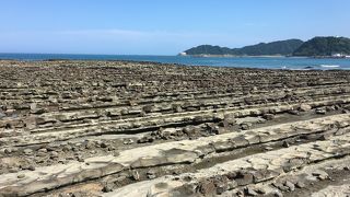 自然が造った奇岩です