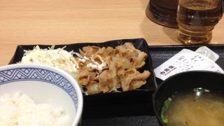 空港内で吉野家