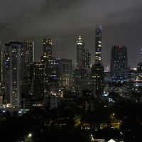 そしてバルコニーからは、大都会バンコクのスカイライン