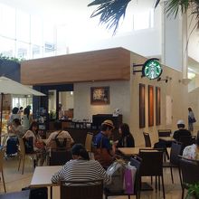 スタバあります