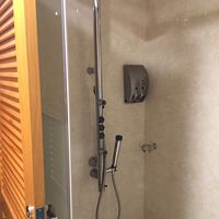 上から横から手持ちで、たっぷり給湯