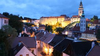 オレンジ屋根の街並みが印象的です