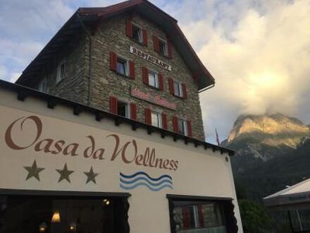 Hotel Bellaval Scuol 写真