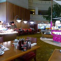 ビュッフェ朝食、種類が豊富です。